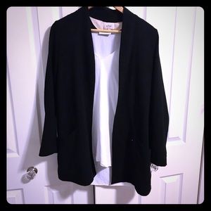 Aritzia Jackets & Coats - 🍾2 for $50🍾 Wilfred relaxed blazer Aritzia Jackets & Coats - 🍾2 for $50🍾 Wilfred relaxed blazer